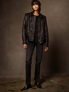 Mica-Arganaraz-ZARA-Scenes-05.thumb.jpg.2eac436d82d30af03196f67bace8bcd4.jpg