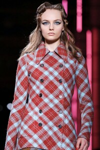 Miu-Miu-RTW-FW20-Paris-4117-1583248145.jpg
