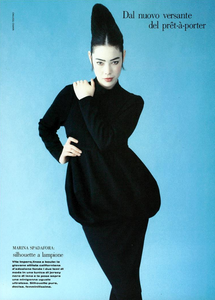 Nuovo_Versante_Testino_Vogue_Italia_July_August_1987_04.thumb.png.a1dfd288cbee05d44e262733729e5fbb.png