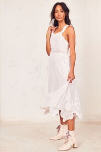 RAVEN-DRESS-WHITE-2.thumb.jpg.9349f9c0cd780c7cab15840c9d7f4c36.jpg