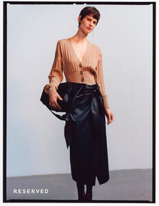Reserved-Spring-2020-Frankiewicz-Rozniata-08.thumb.jpg.4895d9b627b2b5a1e13f1ce0af3b5f97.jpg