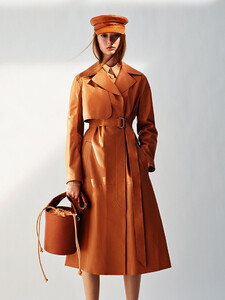 Sara-Grace-Wallerstedt-Sportmax-SS20-06.thumb.jpg.8e0b09ff8c366212e7d7d6464c2b2a7c.jpg