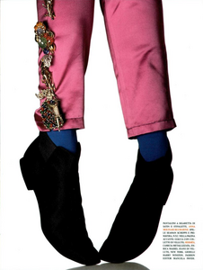 Watson_Vogue_Italia_September_1991_02.thumb.png.f68f200788d7b83eaaec47aed85bb3d0.png