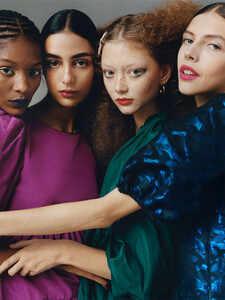 ZARA-TRF-FW19-14.thumb.jpg.744b009a86011435f3e13299032253df.jpg