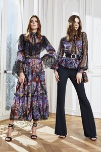 Zuhair-Murad-Fall-2020-credit-Thomas-Nutzl-00015.thumb.jpg.88f543a39aad0d1aaa32b1ab24c9cff1.jpg