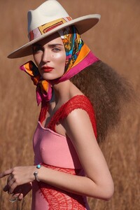 Zuzanna-Bijoch-SCMP-Style-Cover-Photoshoot02.thumb.jpg.faac2dfb0d7cbeffaeb53696c00dc719.jpg