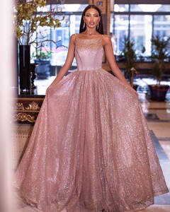 alamourthelabel_89092649_574699986475416_6072270414610909103_n.jpg