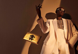 alek-wek-roberto-cavalli-fw19-03eabe8d8a1a3bb77bbd0a911e37747314_thumb.jpg
