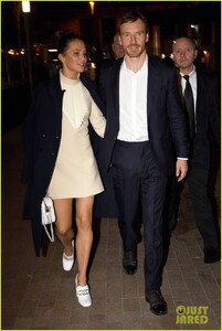 alicia-vikander-michael-fassbender-rare-appearance-in-dublin-01.thumb.jpg.4074976fa124fc22b700d63bf2dcba6f.jpg