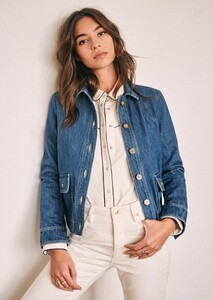 anila-jacket-chambray-2.thumb.jpg.85bf6eaa67a617cc1684a07aa7729e20.jpg