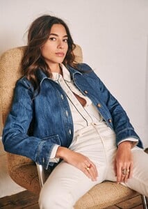 anila-jacket-chambray-4.thumb.jpg.0c96ab08c5ab4e943d9edd1797b03f74.jpg