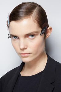 backstage-defile-akris-automne-hiver-2020-2021-paris-coulisses-37.thumb.jpg.c2f8b1dfada97194dfecbe0d37e791ee.jpg