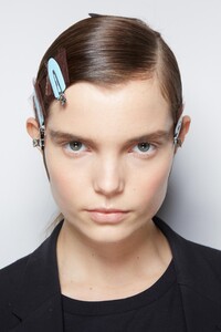 backstage-defile-akris-automne-hiver-2020-2021-paris-coulisses-40.thumb.jpg.449089aaf55098f235fbfb96d893e7ef.jpg