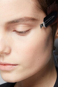 backstage-defile-akris-automne-hiver-2020-2021-paris-coulisses-41.thumb.jpg.9972502b66cba099e40060c4279bfccb.jpg