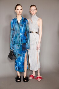 backstage-defile-altuzarra-automne-hiver-2020-2021-paris-coulisses-192.thumb.jpg.5ff31528ae5300e5027d37eaae26aab4.jpg