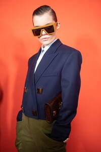 backstage-defile-balmain-automne-hiver-2020-2021-paris-coulisses-182.thumb.jpg.8c16acd04d26a4bf62c5c26245ed062a.jpg