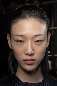 backstage-defile-boss-automne-hiver-2020-2021-milan-coulisses-125.thumb.jpg.faf9024e9d7c471b6b6d95dc8922ebdd.jpg