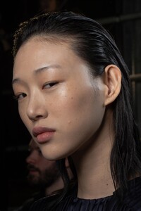 backstage-defile-boss-automne-hiver-2020-2021-milan-coulisses-126.thumb.jpg.5d61f88eac263f8de58e40e2c92520da.jpg