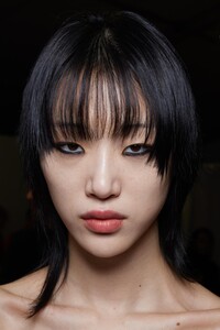 backstage-defile-dior-automne-hiver-2020-2021-paris-coulisses-367.thumb.jpg.8286d05588a635a56b62e9a9aca6be5c.jpg