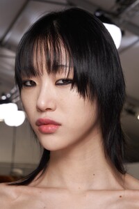 backstage-defile-dior-automne-hiver-2020-2021-paris-coulisses-76.thumb.jpg.d466f819b5823557acc454d3802151d2.jpg