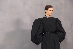 backstage-defile-givenchy-automne-hiver-2020-2021-paris-coulisses-210.thumb.jpg.e621b54f72854573ee08caa6e6711e7c.jpg