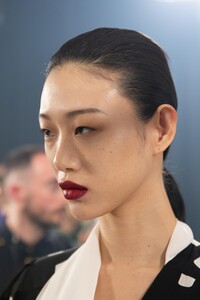 backstage-defile-givenchy-automne-hiver-2020-2021-paris-coulisses-275.thumb.jpg.86734f030250a19c139484125011ffce.jpg