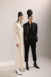 backstage-defile-haider-ackermann-automne-hiver-2020-2021-paris-coulisses-69.thumb.jpg.586c3ee280dc95178fad9bc9cc6c36e9.jpg