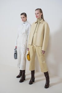 backstage-defile-hermes-automne-hiver-2020-2021-paris-coulisses-54.thumb.jpg.e1cecfb787340060164e4afe9d303cb6.jpg