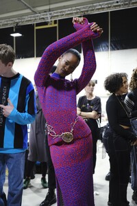 backstage-defile-kenneth-ize-automne-hiver-2020-2021-paris-coulisses-59.thumb.jpg.50defce58e89cf6815a63e46061c7b13.jpg