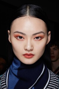 backstage-defile-missoni-automne-hiver-2020-2021-milan-coulisses-111.thumb.jpg.021b0fa5e1005d9fb635666b95633b3a.jpg