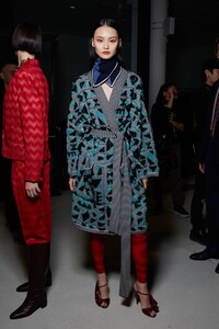 backstage-defile-missoni-automne-hiver-2020-2021-milan-coulisses-116.thumb.jpg.f2af9405d690fdd719ab123bc79934ba.jpg