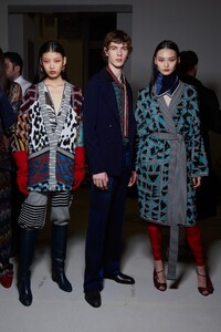 backstage-defile-missoni-automne-hiver-2020-2021-milan-coulisses-158.thumb.jpg.fc53bd2b01372bf97b63fc600cd4ba4b.jpg
