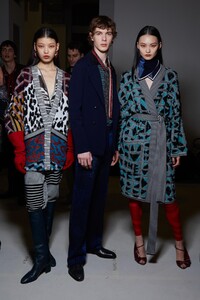 backstage-defile-missoni-automne-hiver-2020-2021-milan-coulisses-159.thumb.jpg.4daa0a9216c1b62c9951fe8a5fb6c061.jpg