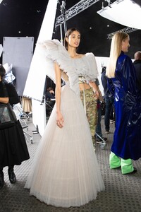 backstage-defile-off-white-automne-hiver-2020-2021-paris-coulisses-175.thumb.jpg.c7c03ce3cafd0f32005dfc3d95559d8a.jpg