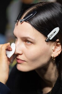 backstage-defile-off-white-automne-hiver-2020-2021-paris-coulisses-8.thumb.jpg.e676527f9b544d63da023ebec4072881.jpg
