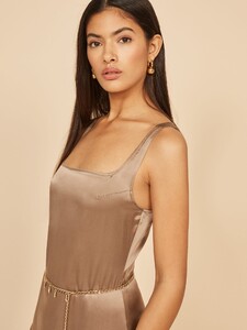 darcey-dress-bayu-2.jpg