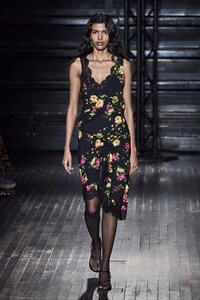defile-atlein-automne-hiver-2020-2021-paris-look-16.thumb.jpg.3f127647627ebf7b14bfafe615f0ac6c.jpg
