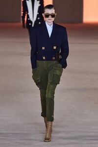 defile-balmain-automne-hiver-2020-2021-paris-look-44.thumb.jpg.d238de9e9006c8b0226b93c16362aee2.jpg
