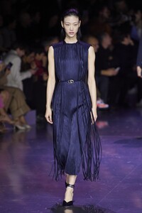 defile-boss-automne-hiver-2020-2021-milan-look-67.thumb.jpg.112458376a93077b021e369e560a5726.jpg