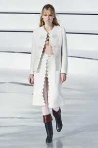 defile-chanel-automne-hiver-2020-2021-paris-look-49.thumb.jpg.3286c69b8416cf5d55bd787f1b0ed344.jpg