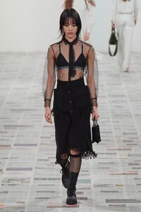 defile-dior-automne-hiver-2020-2021-paris-look-39.thumb.jpg.e54bc20b550a0751edeb076f29616a98.jpg