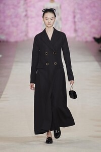 defile-giambattista-valli-automne-hiver-2020-2021-paris-look-28.thumb.jpg.5f85c77aa77272bad2b7c25e474fa5bf.jpg