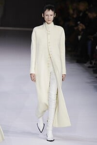 defile-haider-ackermann-automne-hiver-2020-2021-paris-look-4.thumb.jpg.d0f05ae9c8ddbe3fe55ddf2aca70d7c0.jpg