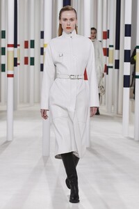 defile-hermes-automne-hiver-2020-2021-paris-look-4.thumb.jpg.ea3cb21561208956fac4d85401585ef2.jpg