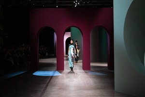 defile-ports-1961-automne-hiver-2020-2021-milan-look-40.thumb.jpg.ff40c375767103ced2c5793c03a53aea.jpg