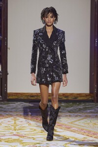 defile-redemption-automne-hiver-2020-2021-paris-look-40.thumb.jpg.548a9348ffe7764bdcd4a5fa1c28b222.jpg