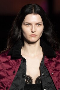 detail-defile-atlein-automne-hiver-2020-2021-paris-detail-5.thumb.jpg.e63480eeba01904fceb808fbf352ffc7.jpg
