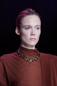 detail-defile-boss-automne-hiver-2020-2021-milan-detail-108.thumb.jpg.f25c9fc899b0ca564cb3cfa79041e330.jpg