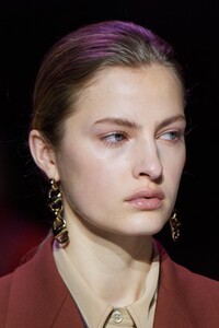 detail-defile-boss-automne-hiver-2020-2021-milan-detail-37.thumb.jpg.a0b6a2cd28e6cd95c34f42b41bd68b98.jpg