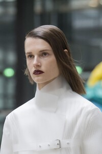 detail-defile-coperni-automne-hiver-2020-2021-paris-detail-86.thumb.jpg.7f45f4431f6a5521ae9c8b2741c29607.jpg